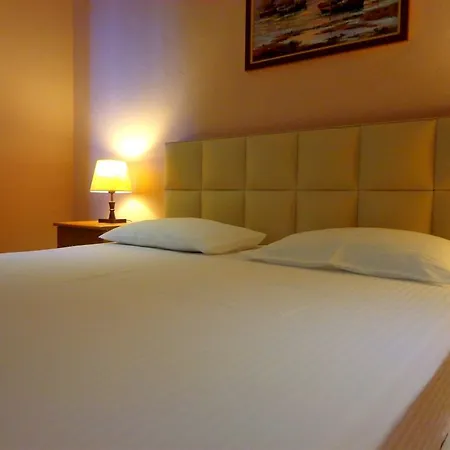 Viktoria Tirana Szálloda 3*