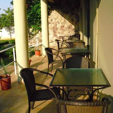 מלון Viktoria 3*