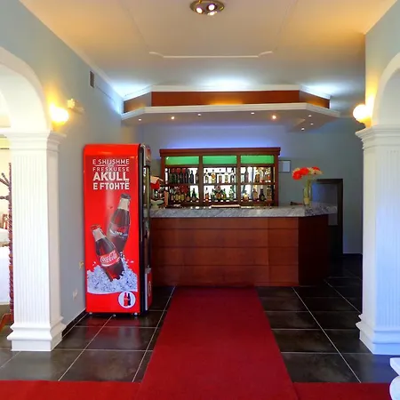 מלון Viktoria 3*